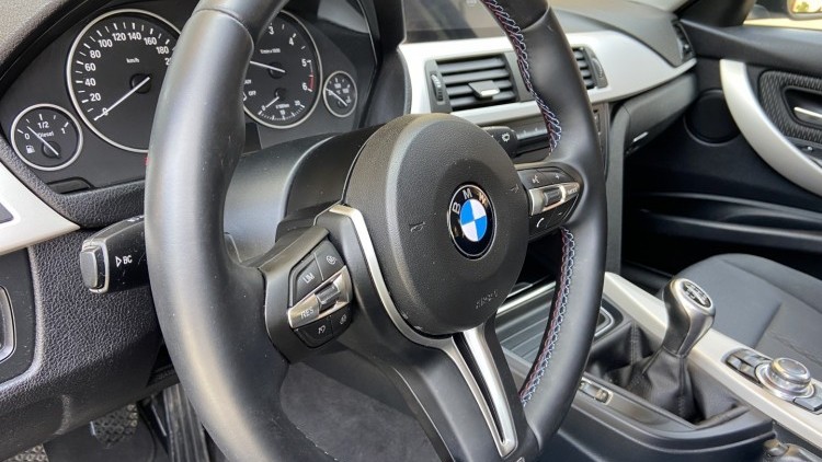 BMW S&eacute;rie 3 - 316 D LINE MODERN