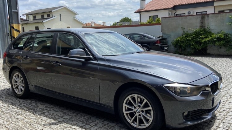 BMW S&eacute;rie 3 - 316 D LINE MODERN