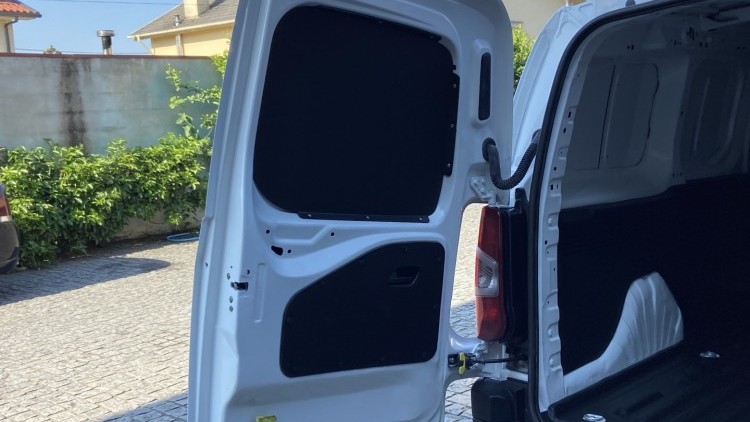 Peugeot Partner 1.6 Hdi 100cv L2(Longa) Premium CarPlay
