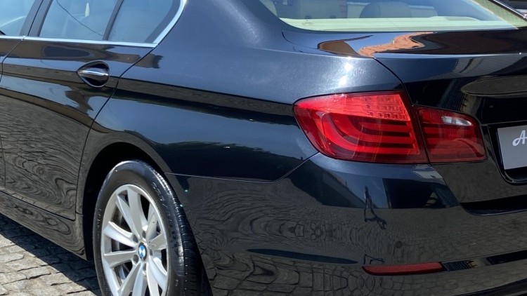 BMW S&eacute;rie 5 - 520 D LUXURY Auto