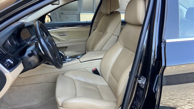 BMW S&eacute;rie 5 - 520 D LUXURY Auto