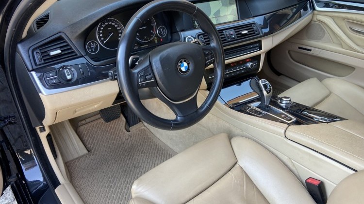 BMW S&eacute;rie 5 - 520 D LUXURY Auto