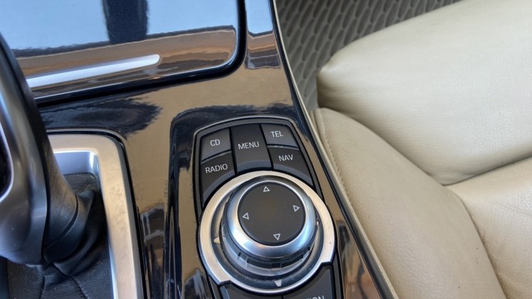 BMW S&eacute;rie 5 - 520 D LUXURY Auto