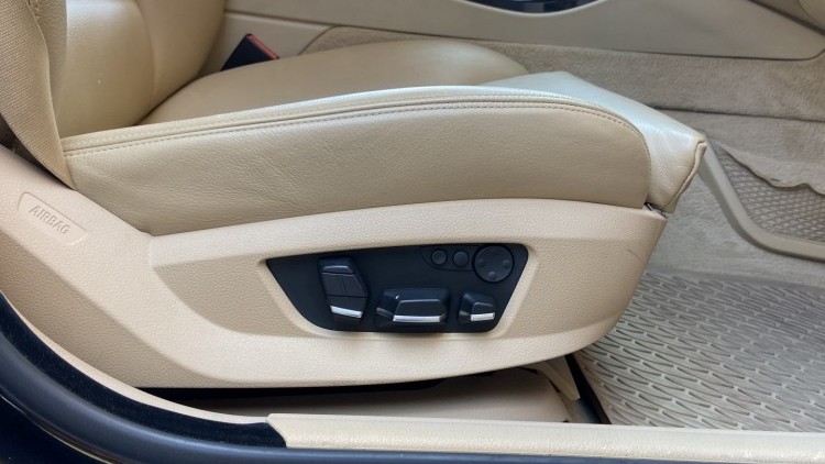 BMW S&eacute;rie 5 - 520 D LUXURY Auto