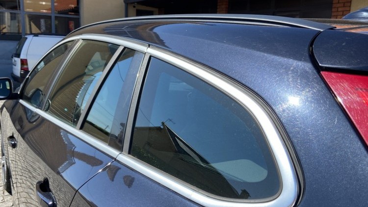 Volvo V60 1.6 D R DESIGN
