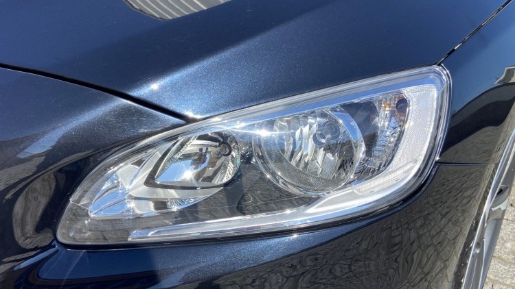 Volvo V60 1.6 D R DESIGN
