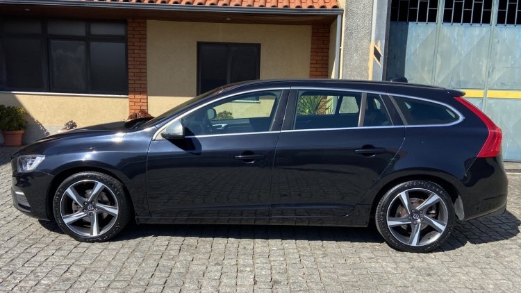 Volvo V60 1.6 D R DESIGN