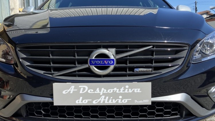 Volvo V60 1.6 D R DESIGN