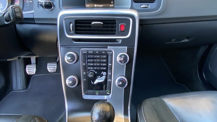Volvo V60 1.6 D R DESIGN