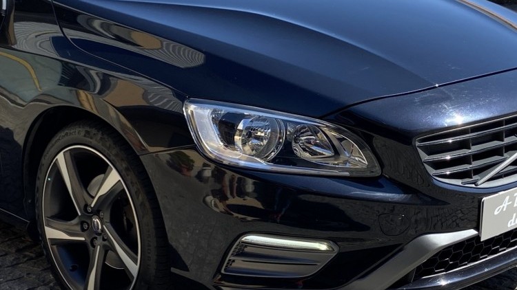 Volvo V60 1.6 D R DESIGN