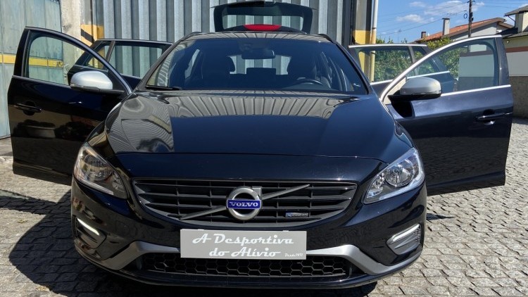 Volvo V60 1.6 D R DESIGN