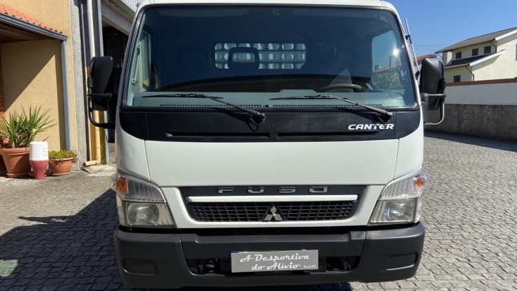 Mitsubishi Canter Fuso 3C15 Tribasculante