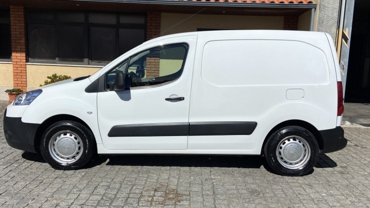 Peugeot Partner 1.6 HDI A/C 3 Lug NACIONAL