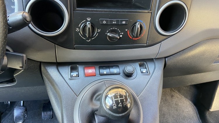 Peugeot Partner 1.6 HDI A/C 3 Lug NACIONAL