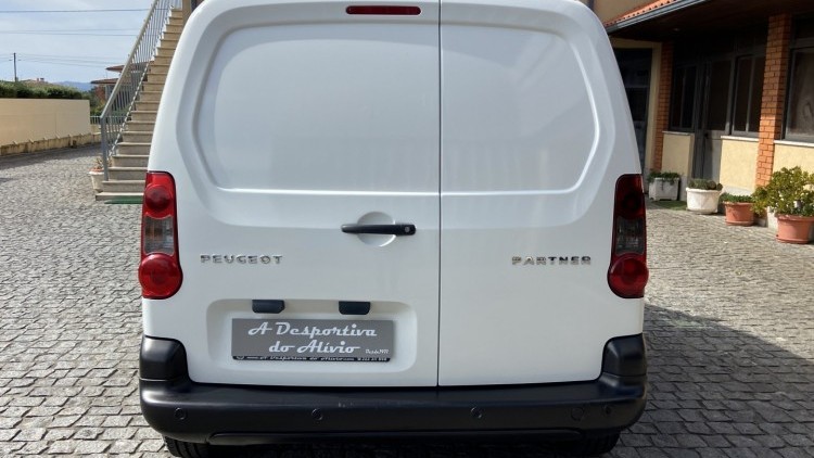 Peugeot Partner 1.6 HDI A/C 3Lug NACIONAL
