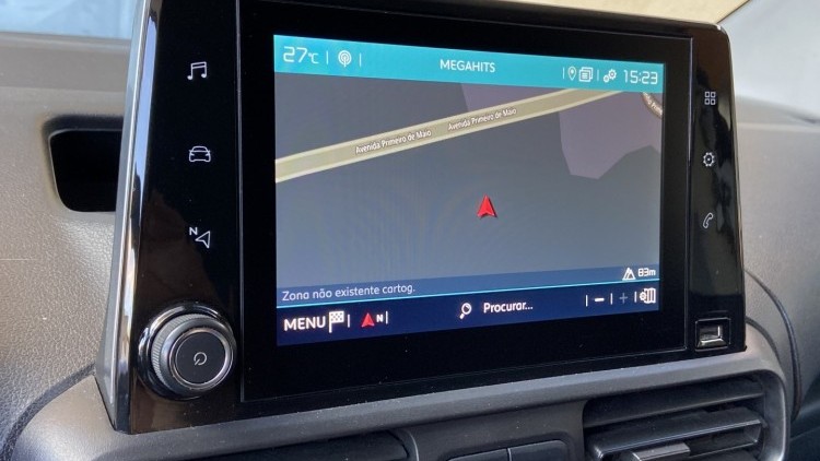 Citro&euml;n Berlingo 1.6 BlueHDI 100cv CARPLAY e CAMARA
