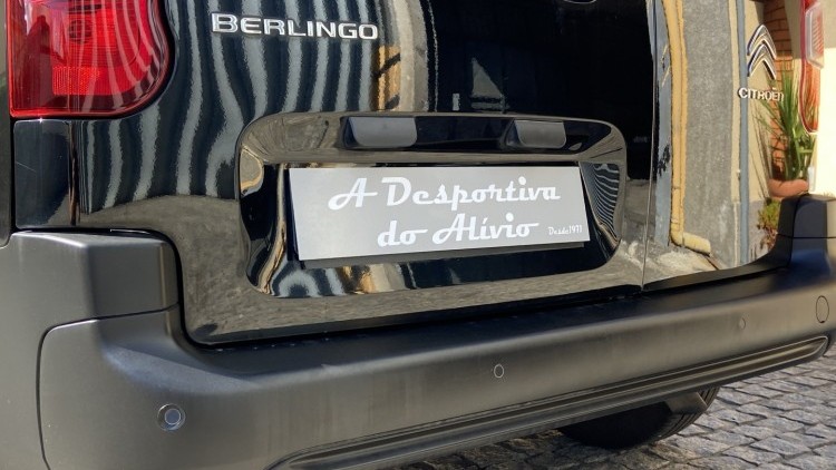 Citro&euml;n Berlingo 1.6 BlueHDI 100cv CARPLAY e CAMARA