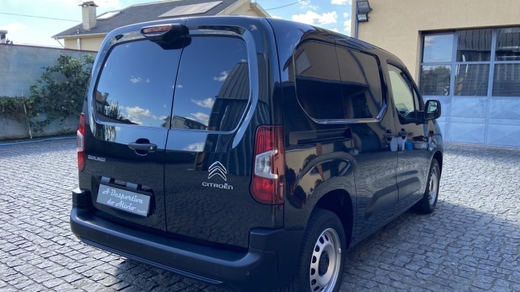 Citro&euml;n Berlingo 1.6 BlueHDI 100cv CARPLAY e CAMARA