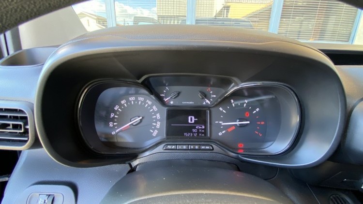 Citro&euml;n Berlingo 1.6 BlueHDI 100cv CARPLAY e CAMARA