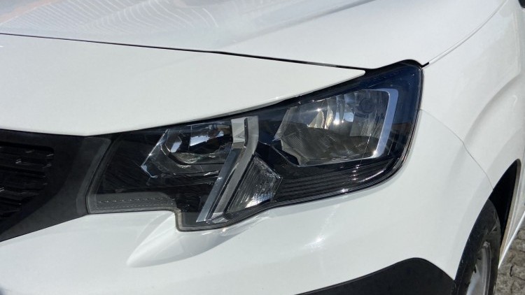 Peugeot Partner 1.6 Hdi 100cv L2(Longa) Premium CarPlay