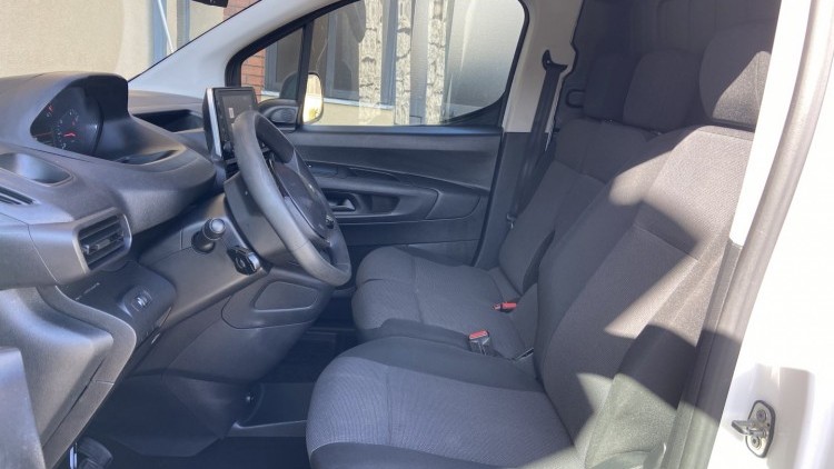 Peugeot Partner 1.6 Hdi 100cv L2(Longa) Premium CarPlay