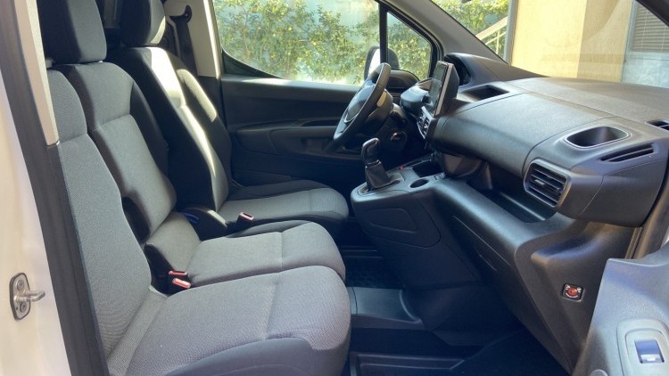 Peugeot Partner 1.6 Hdi 100cv L2(Longa) Premium CarPlay