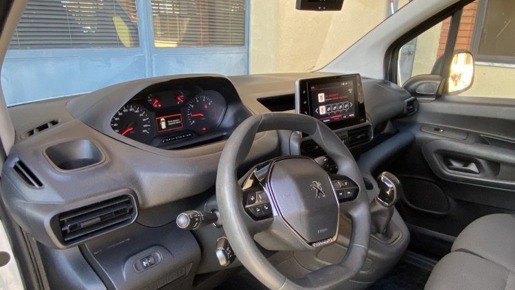 Peugeot Partner 1.6 Hdi 100cv L2(Longa) Premium CarPlay